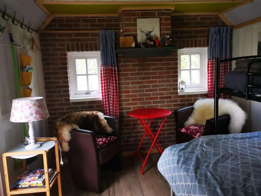 Trekkershut - Tiny House - Hikers Cottage Wijster エクステリア 写真